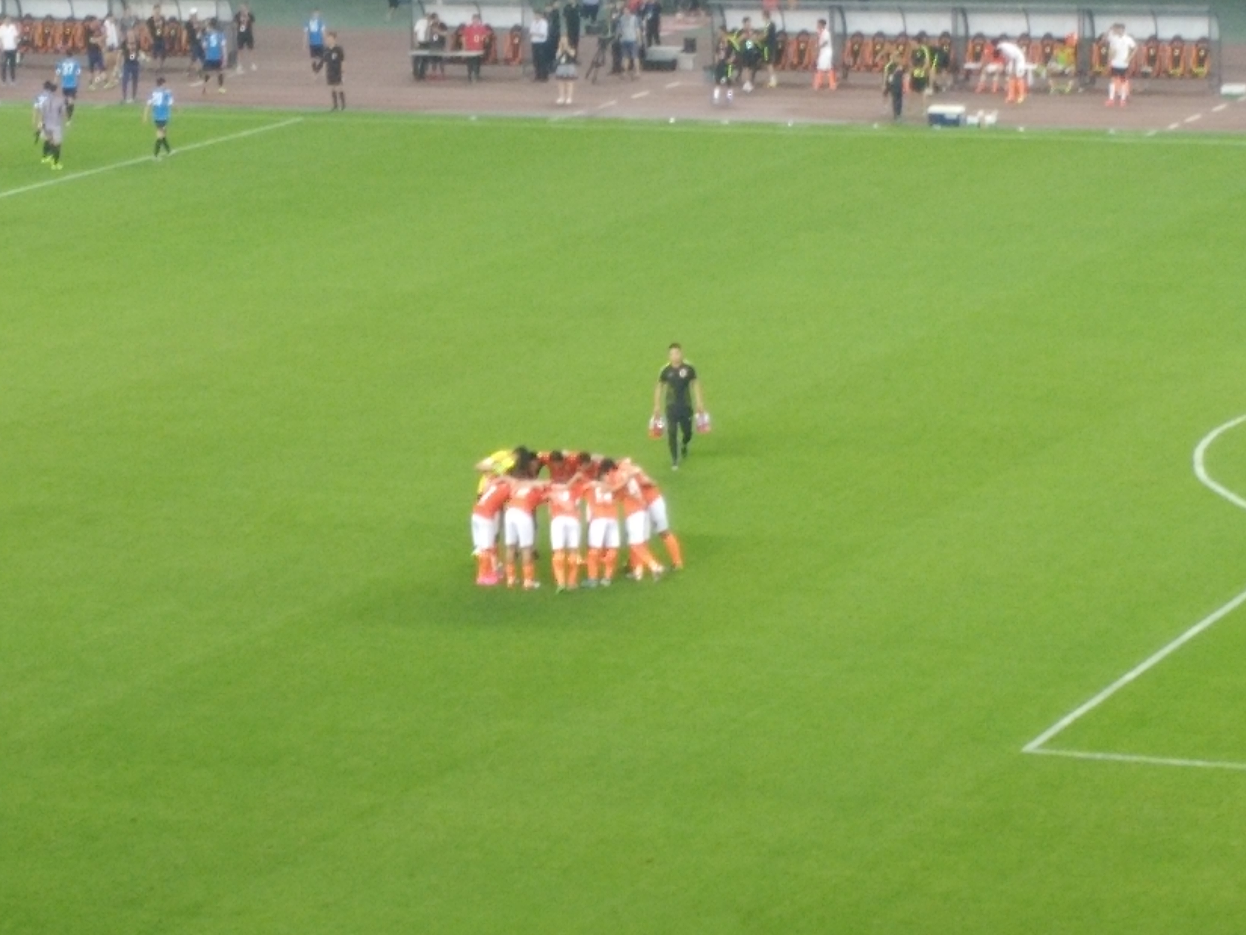 大连超越主场小胜武汉卓尔，实现反弹