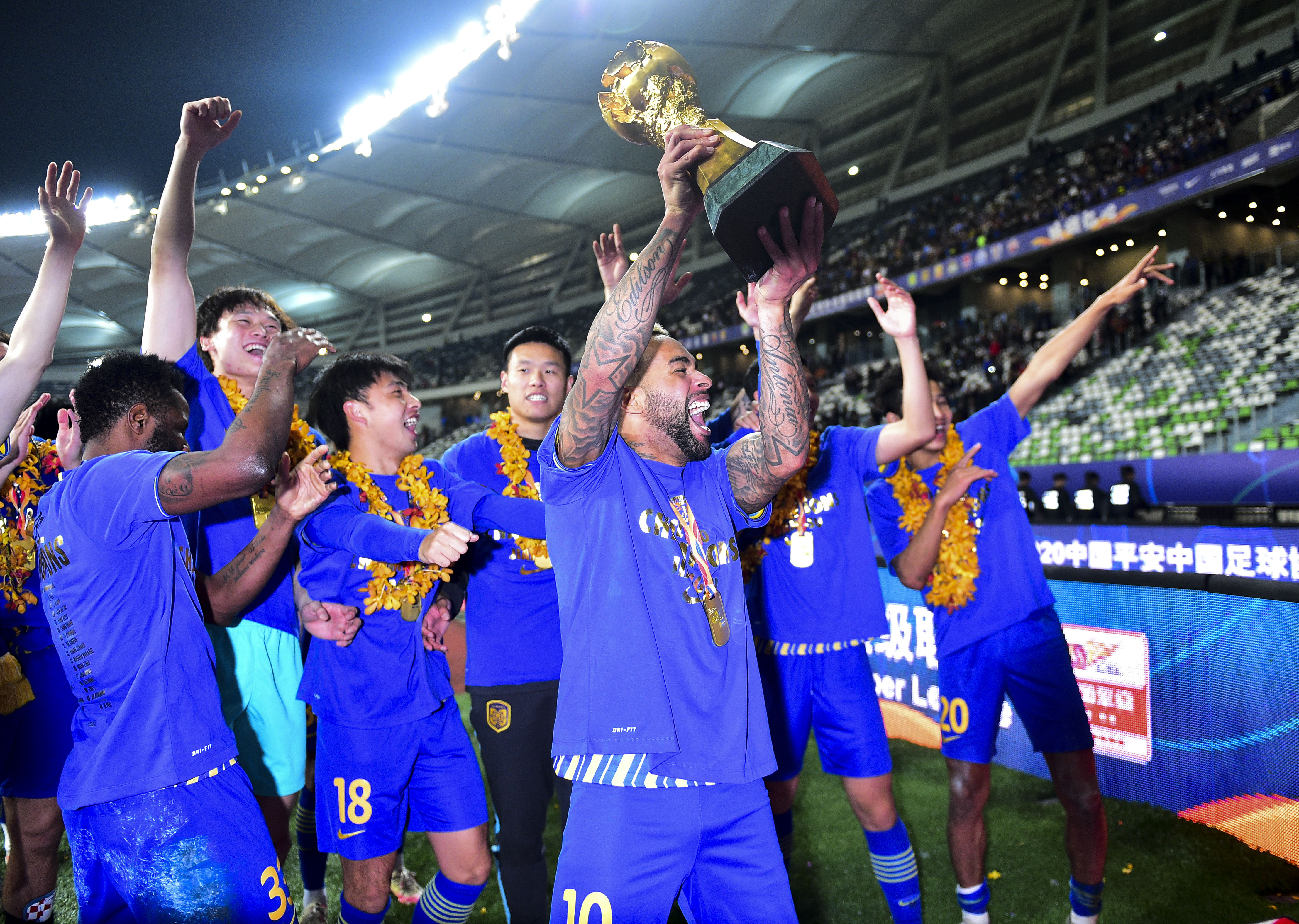 星空体育-江苏队在场上发挥出色，成功战胜对手