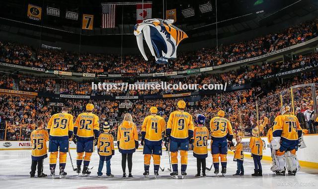 西班牙迎战希腊，双方决胜关键时刻