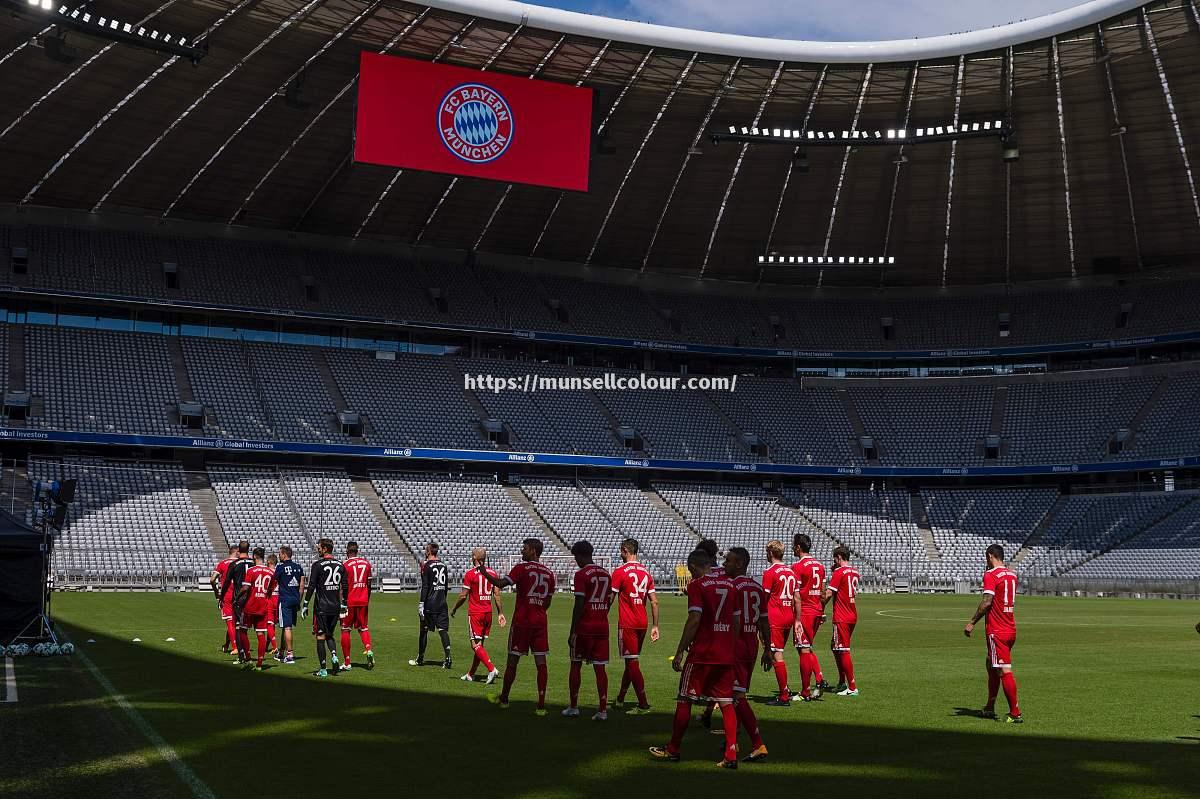 瑞士球队在国际友谊赛中实现惊艳逆转！