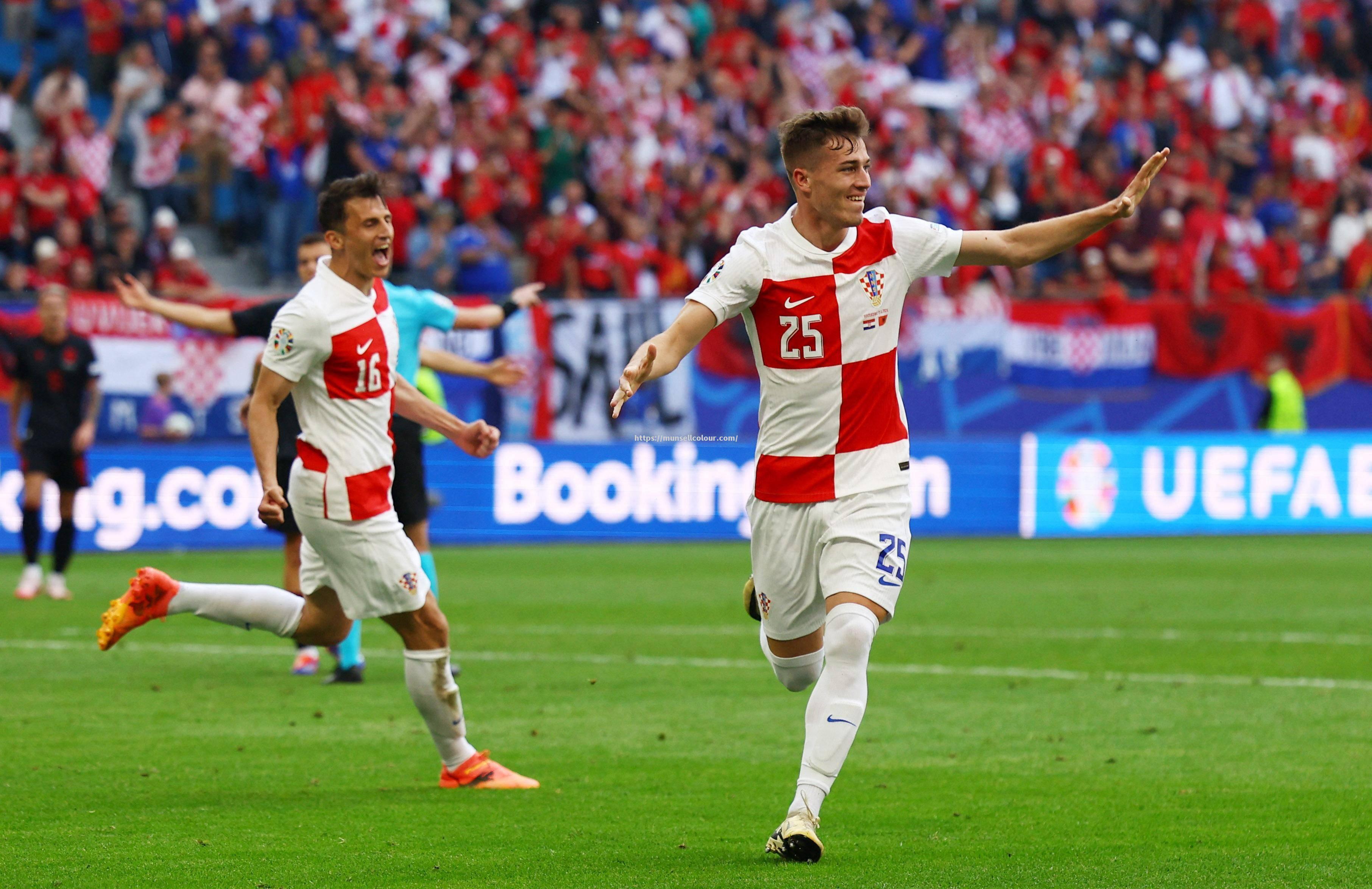 克罗地亚女足队员在场上展现出色表现 克罗地亚女足队员在场上展现出色表现