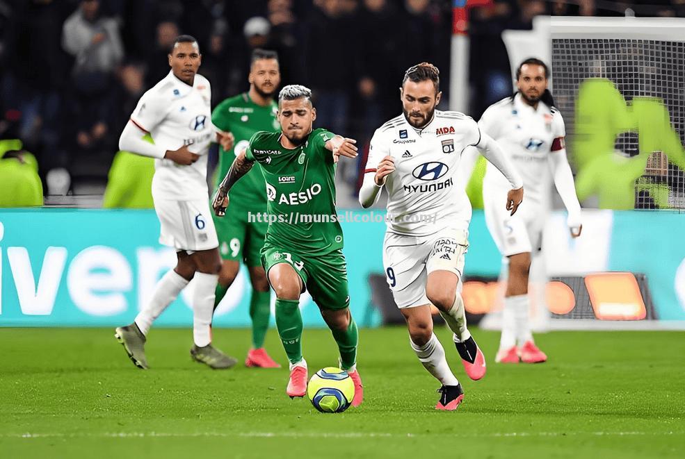 阿贾克斯迎战拜仁，冠军联赛精彩对决