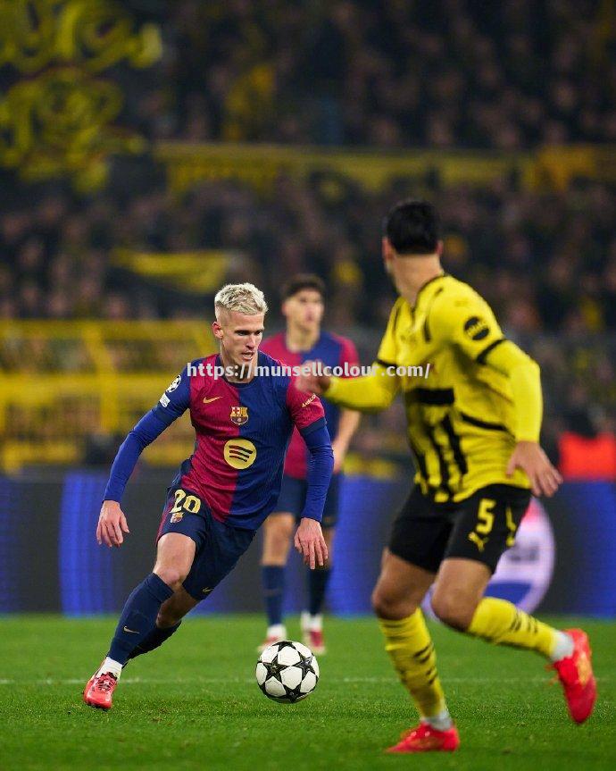 多特蒙德球员红牌罚下，客场战败遭遇挑战