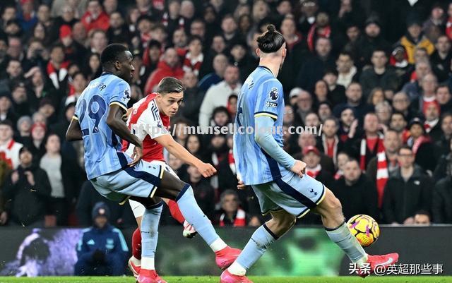 纽卡斯尔客场战平热刺,英超表现逐渐稳定 纽卡斯尔客场战平热刺,英超表现逐渐稳定