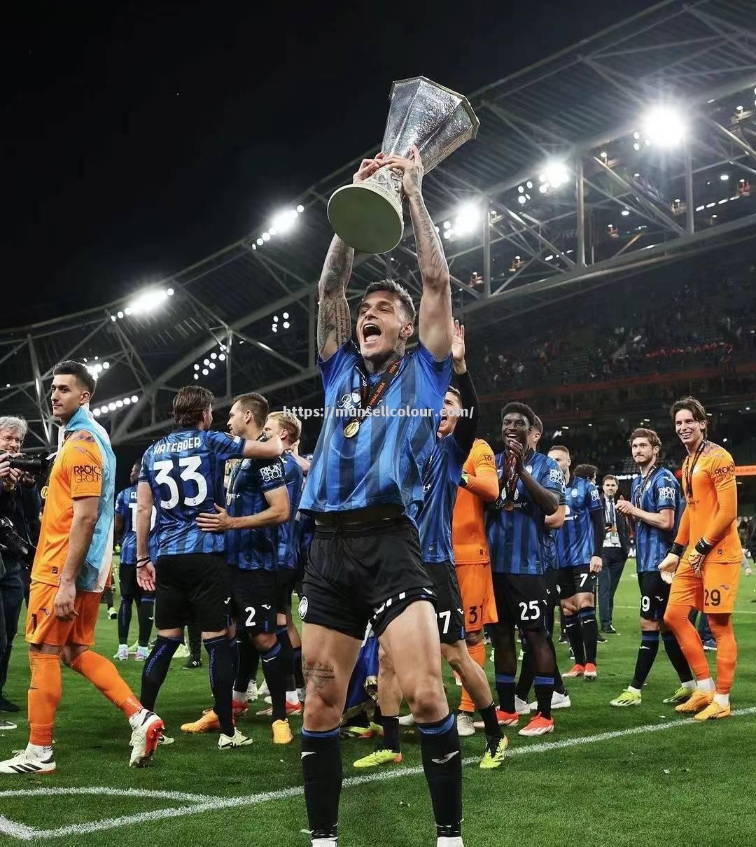 精彩足球对决,球员技术展现无限风采 精彩足球对决,球员技术展现无限风采