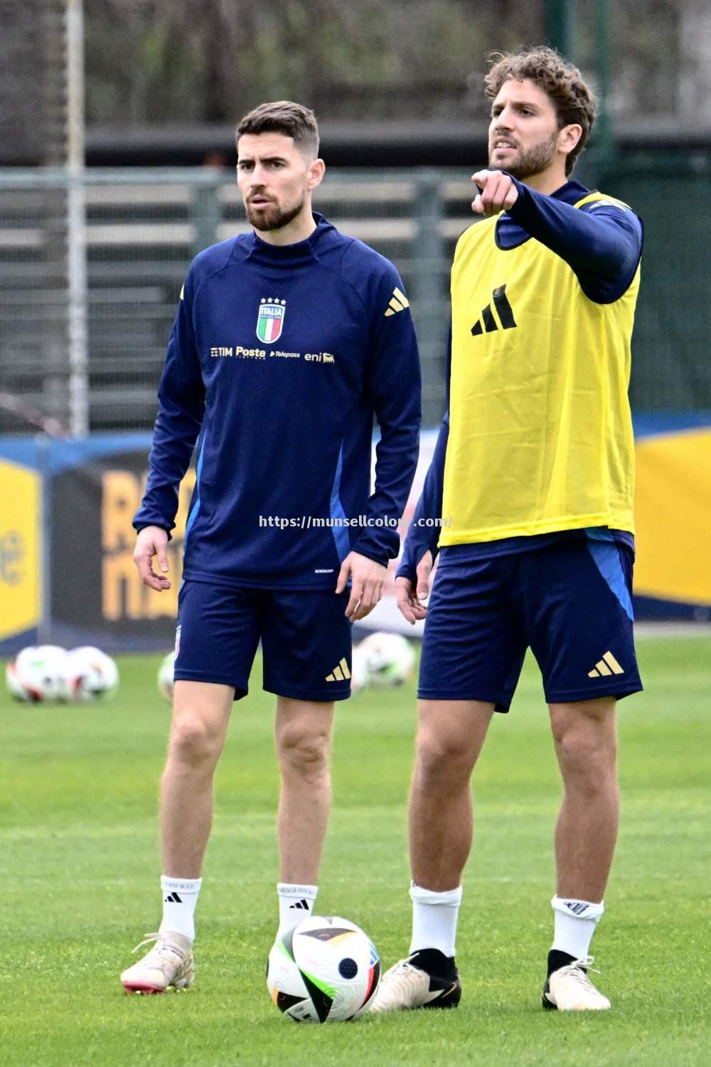 意大利足球联赛球员入选国家队备战国际赛