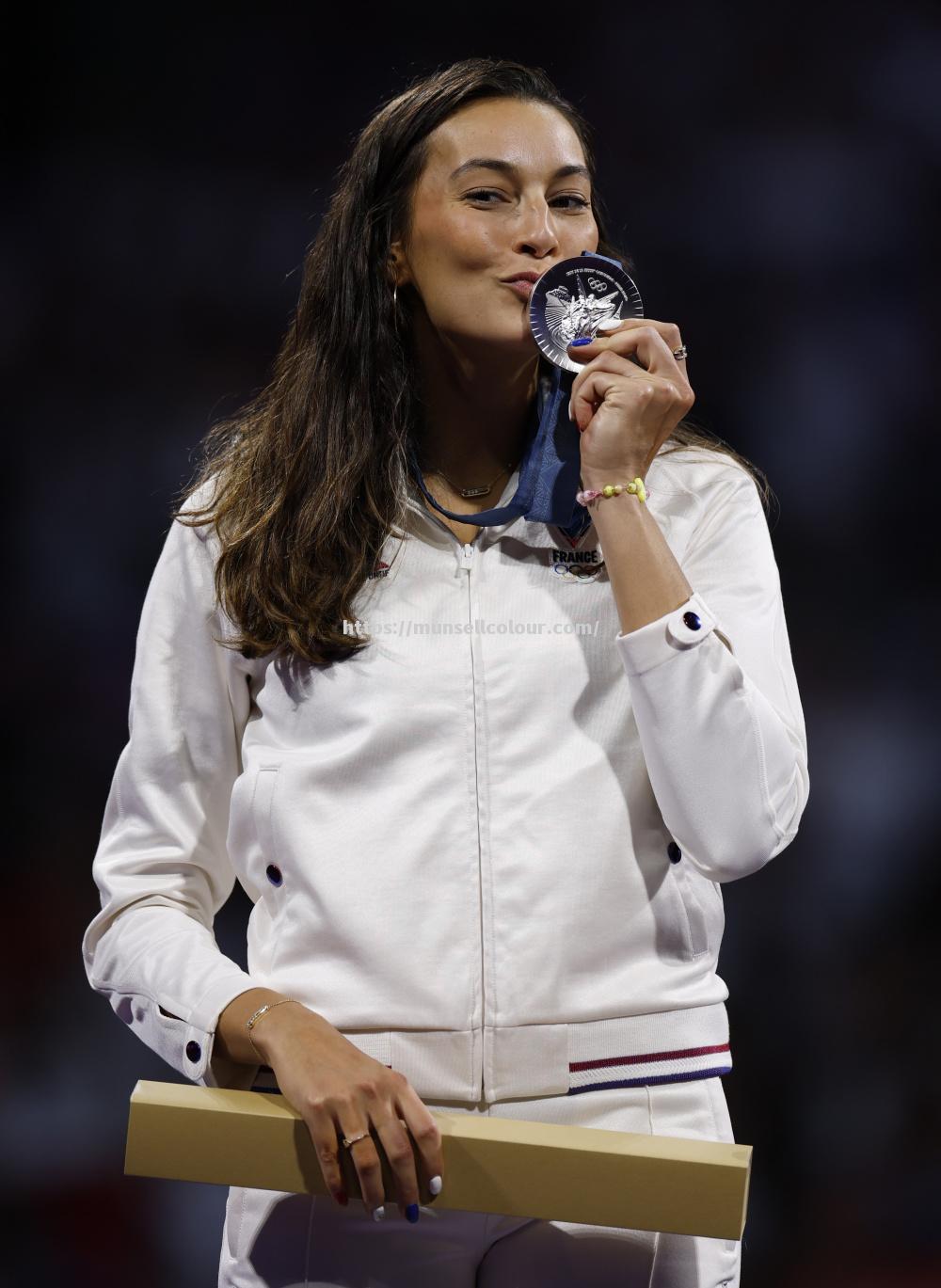 法国足球女将获得赞助备战欧洲锦标赛